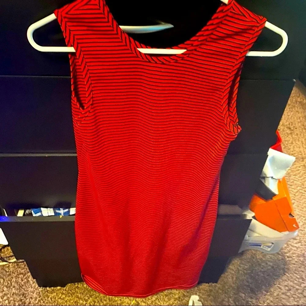 Petra Fashions sz M red and black striped tank mini dress 🐼🐼🐼